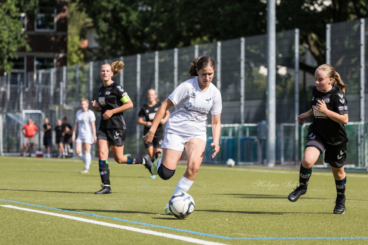 Bild 130 - wBJ Alstertal-Langenhorn - SV Henstedt-Ulzburg : Ergebnis: 4:1